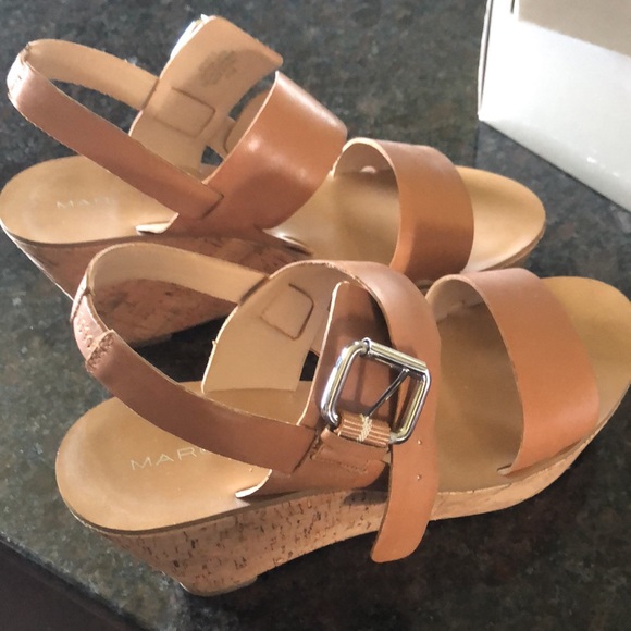 Marc Fisher Summer Wedge Sandals Size 9.5 - Picture 3 of 9